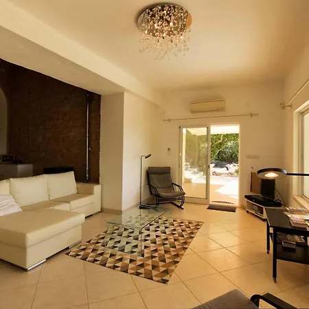 Loule - T3 Poco Geraldo فيلة لول